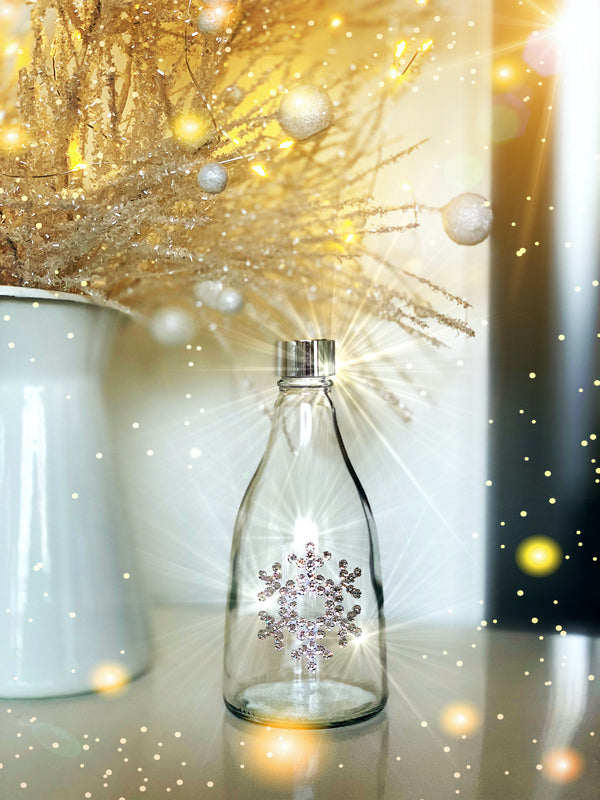 Swarovski crystal-embellishedy LADY SNOWFLAKE GLASS WATER BOTTLE